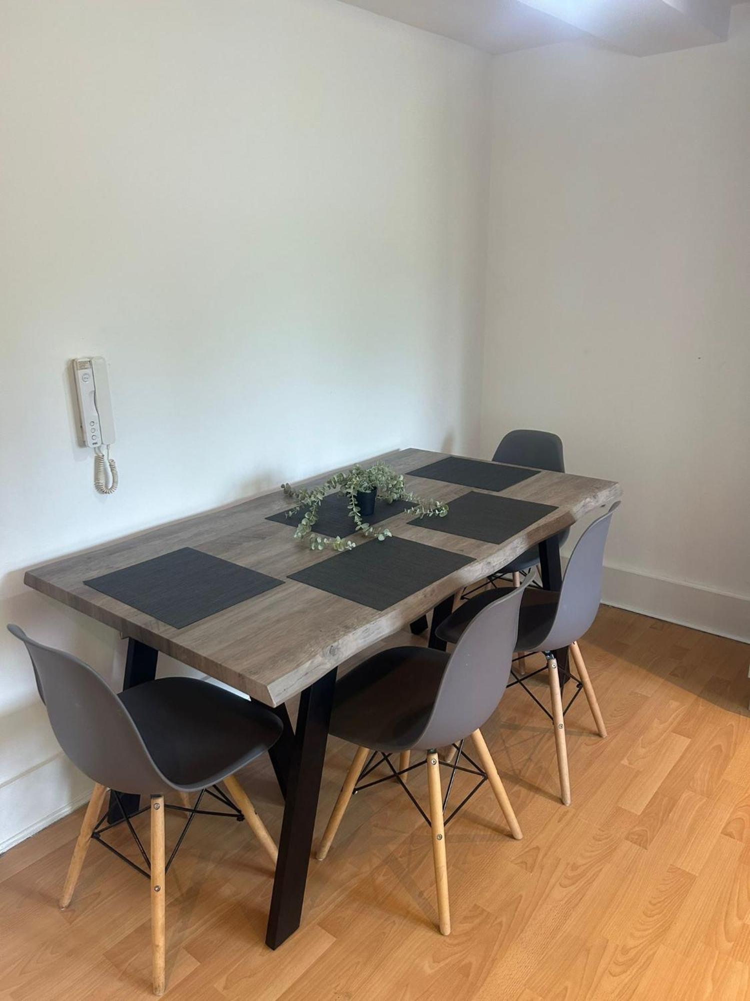 Appartement Spacious And Cosy Entire Flat *
